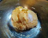 Foto langkah ke 2 dari resep Pizza Labu Kuning Topping Worcis (wortel buncis).