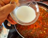 A picture of step 5 of Vegetable Macaroni Soup.
