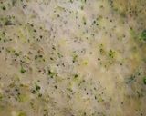 صورة لخطوة 2 من وصفة شوربة بروكلي وجبن شيدر بالكريمة 😍🍲👍