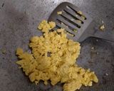 Foto langkah ke 1 dari resep Makroni Telur.
