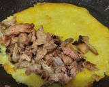 Foto del paso 3 de la receta: Quesadilla🌮de pollo🍗a mi manera🥯🧀🥑