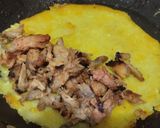 Foto del paso 3 de la receta: Quesadilla🌮de pollo🍗a mi manera🥯🧀🥑