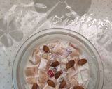 A picture of step 1 of Mixed fruit cream.