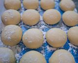 Foto langkah ke 5 dari resep Donat Kentang.