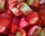 A picture of step 1 of Tomato sweet chutney (Bengali tomato tok).