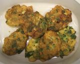 Foto del paso 3 de la receta: Tortitas de calabaza con queso y cilantro