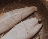 Foto del passaggio 2 della ricetta Calamari al limone