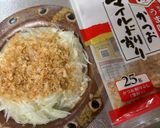 A picture of step 2 of Japanese Izakaya (Japanese pub) new Onion Salad.