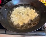 A picture of step 1 of Lumpiang Hubad.