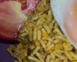 Gambar langkah 6 resipi Nasi goreng ikan.