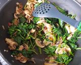 Foto del paso 3 de la receta: Copitas de champiñón y espinaca