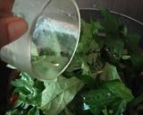 Foto langkah ke 3 dari resep Tumis Daun Ubi Cilembu bakso Belfoods.