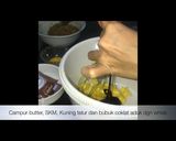 Foto langkah ke 1 dari resep Kue semprit coklat.