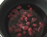 Foto del paso 3 de la receta: Lomo de res en salsa de vino y mora