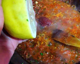 Foto del paso 7 de la receta: Tajine de chicharros bañados en ajos, cilantro y perejil fresco
