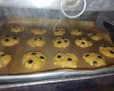Foto langkah ke 4 dari resep Chocochip Cookies.