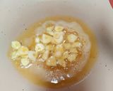 Foto langkah ke 2 dari resep 444.Telor Ceplok Kuah Kecap.