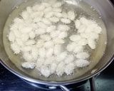 Foto del paso 2 de la receta Crema de coliflor con almendras