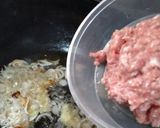 A picture of step 1 of Turai qeema Hara masala ♥️.