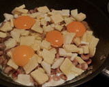 Foto del paso 4 de la receta: Revuelto de champiñones y queso🍄🧀