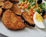 Foto del paso 6 de la receta: Ensalada de Garbanzos con Berenjena empanada