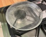 Une image de l'étape 2 de Tarte aux figues noires, bananes et abricots secs.