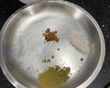 धनिया आमला की चटनी(dhaniya amla ki chutney recepie in hindi) रेसिपी चरण 3 फोटो