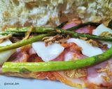Foto del paso 5 de la receta: Bocadillo de magreta con scamorza y espárragos trigueros
