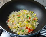 รูปขั้นตอนการทำที่ 4 ของ ข้าวผัดไข่ & สเต็กหมูเทอริยากิ