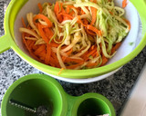 Foto del paso 1 de la receta: Brócoli salteado con espaguetis de calabacín