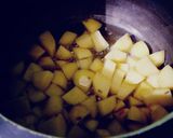 मसालेदार लौकी की सब्जी (Masaledar lauki ki sabzi recipe in Hindi) रेसिपी चरण 2 फोटो