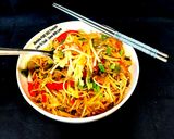 A picture of step 5 of Veg Hakka Noodles.