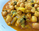 Foto del paso 7 de la receta: Potaje de garbanzos con bacalao y berberechos