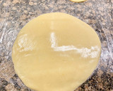 Foto del paso 6 de la receta: Tarta con peras en almíbar y crema de almendras “sin gluten “