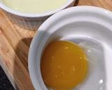 A picture of step 3 of Mickey Mouse Egg.