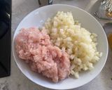 A picture of step 1 of Chicken Curry Puff.