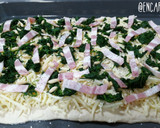 Foto del paso 4 de la receta: "Casi Pizza" de espinacas y bacon