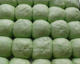 Foto langkah ke 5 dari resep Roti Sobek Pandan.