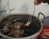 Foto langkah ke 3 dari resep Teh Solo waspada (WAngi SePet legi kental tur ADhem lan Anget).