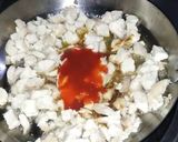 A picture of step 3 of Puff chicken bread.