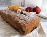 Foto del passaggio 4 della ricetta Plumcake alle pesche e mirtilli senza glutine