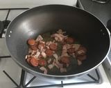 Kolbászos-tojásos sült rizs recept fázis 2 fotója