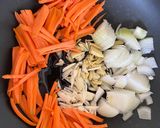 Une image de l'étape 1 de Légumes sautés à l’asiatique.