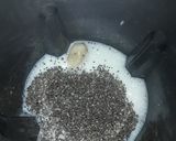 Foto del paso 3 de la receta: Batido de frutilla banana y chía