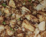 A picture of step 2 of Masala aloo.