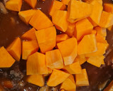 Foto del paso 5 de la receta: Estofado de ternera con shiitake y boniatos