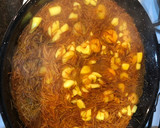 Foto del paso 3 de la receta: Fideuá con sepia gambas y cigalas