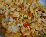 Foto langkah ke 6 dari resep Orak Arik Telur Paprika.