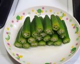 日式辣味涼拌秋葵（快速家常料理）的食譜步驟2照片