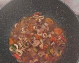 Foto langkah ke 6 dari resep Cumi Pedas Asam Manis #13.